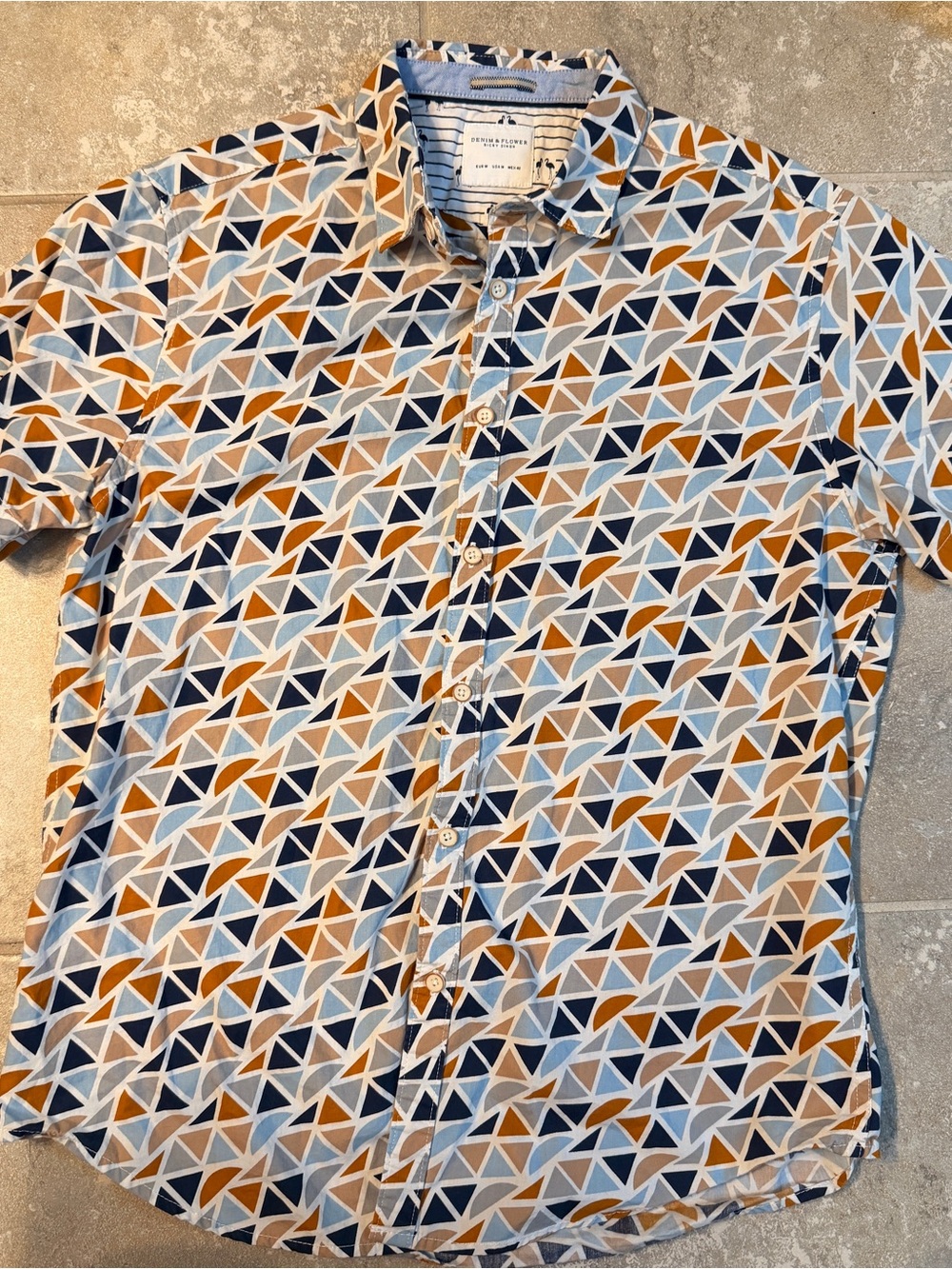 Denim & Flower Men's Geometric Triangle Print Short Sleeve Button-Down Shirt